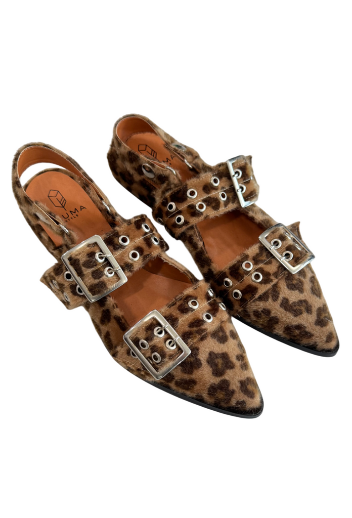 FLATS PUNTA STUDS